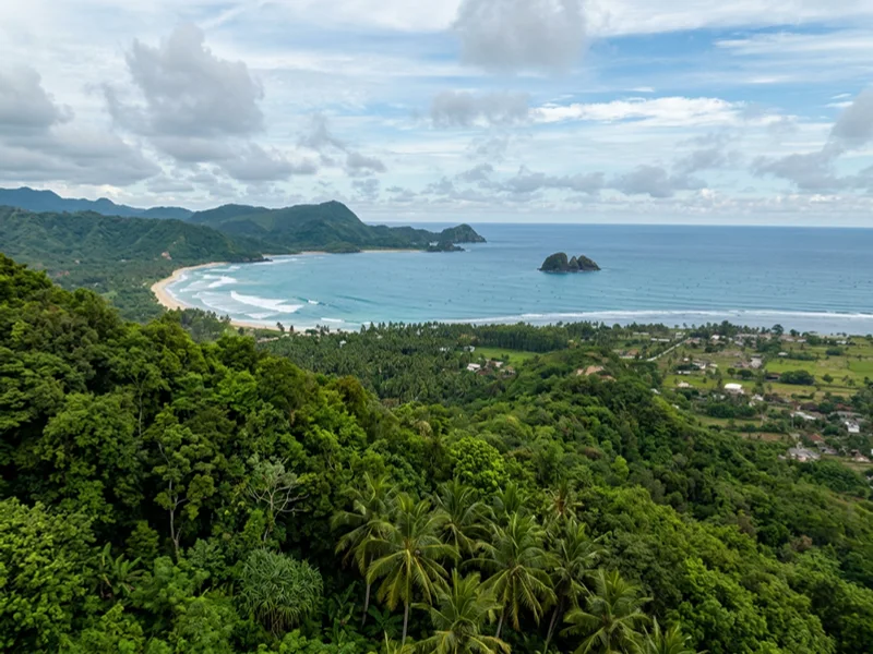 Vue depuis le terrain de Villas Bukit vers la côte